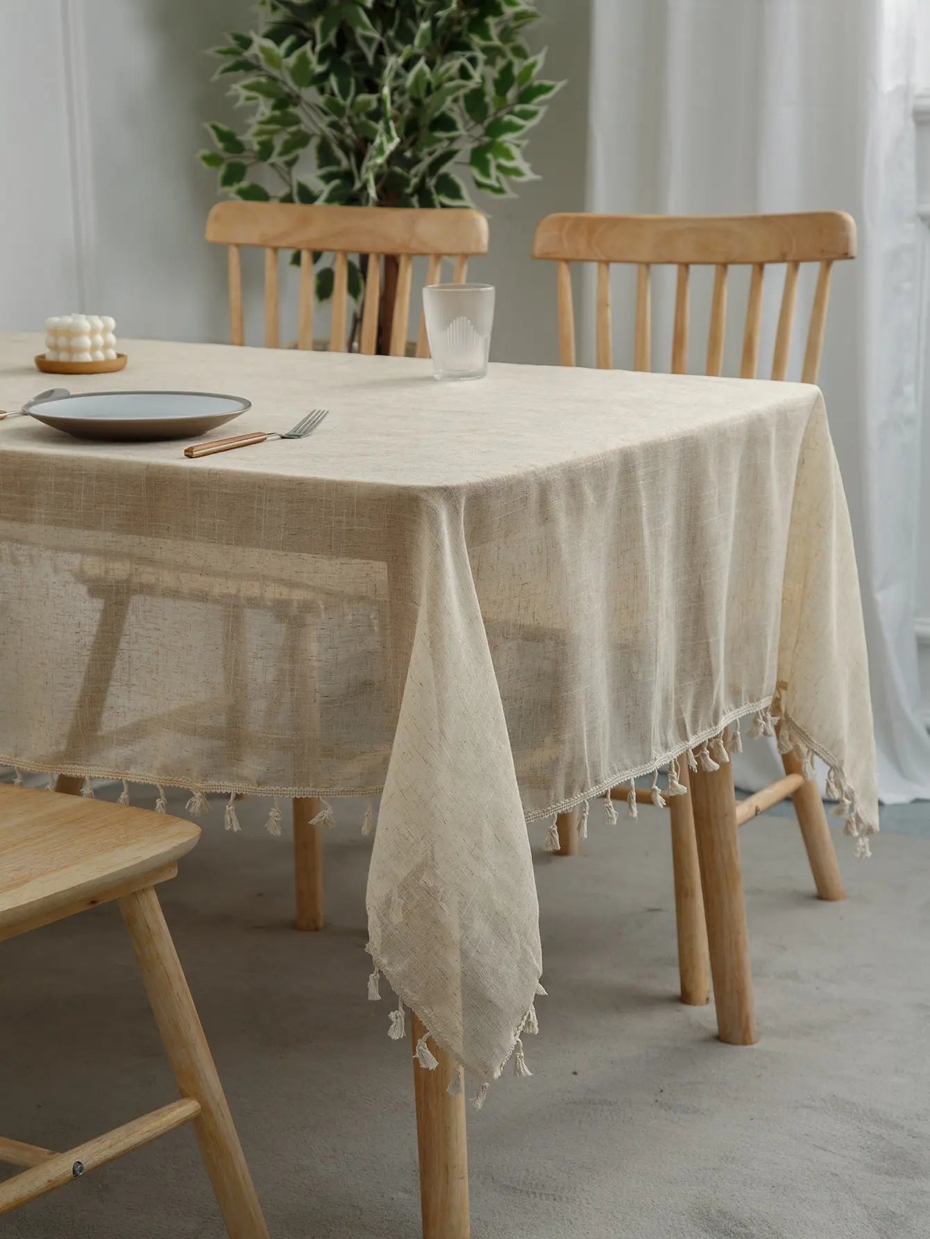 Versatile Elegance - Rectangle Linen Table Cloth for Parties and Dining